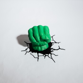 Hulk Smash 3D Διακοσμητικό Τοίχου – Γροθιά που "Σπάει" τον Τοίχο