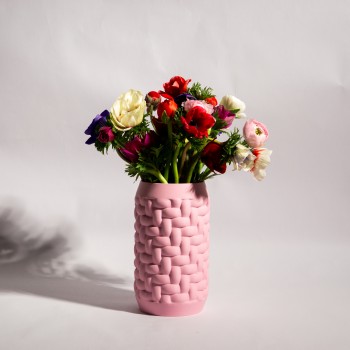 3D Printed Minimal Βάζο "Weave" – Διακοσμητικό Ανθοδοχείο σε Παστέλ Ροζ 17,5 εκ