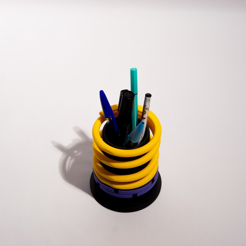 Coilover Μολυβοθήκη – 3D Printed Διακοσμητικό Γραφείου